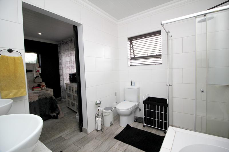3 Bedroom Property for Sale in Tergniet Western Cape